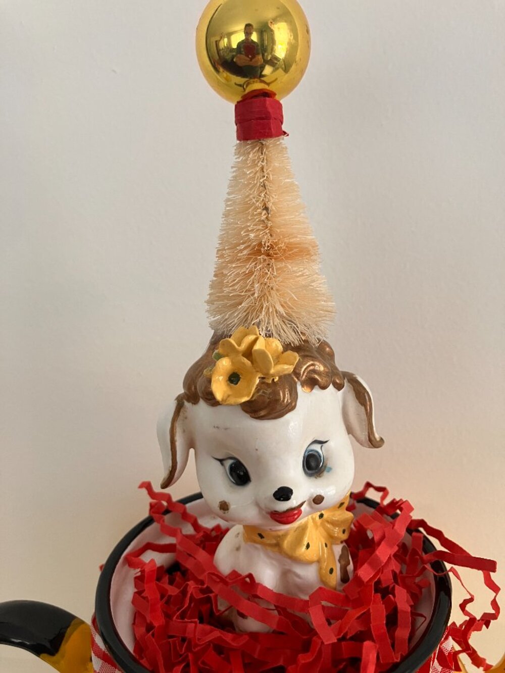 Vintage Christmas Dog and Cat Tabletop Decor = 1950's - Picture 4 of 13